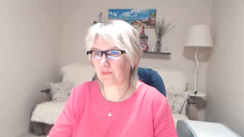 Leila Kinky online show from April 21, 2026, 4:41 am