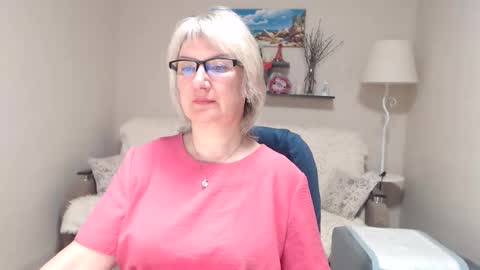 Leila Kinky online show from April 29, 2026, 2:59 am