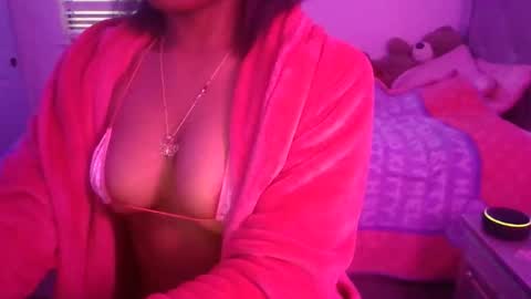 Snapshot of leilanilover chatting on December 5, 2025, 12:52 am leilanilover online show from December 5, 2025, 12:52 am