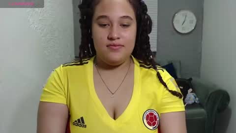 Snapshot of leilasosexy chatting on June 17, 2026, 12:29 pm leilasosexy online show from June 17, 2026, 12:29 pm