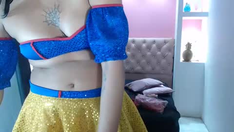Snapshot of leilasweetxx chatting on January 19, 2025, 6:31 am Mar online show from January 19, 2025, 6:31 am