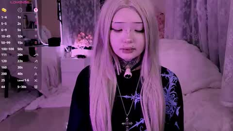 Snapshot of lein_bone chatting on March 26, 2026, 12:17 am Lein online show from March 26, 2026, 12:17 am