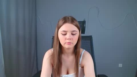 leksalove online show from March 10, 2026, 6:35 pm