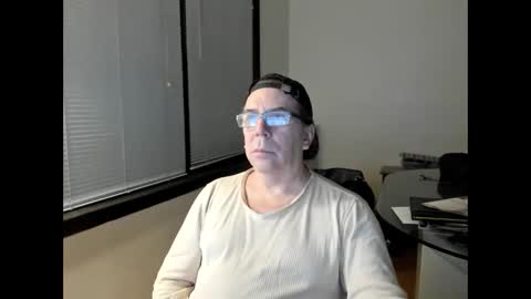 Snapshot of leland_allen chatting on December 30, 2024, 5:48 am Leland Allen online show from December 30, 2024, 5:48 am