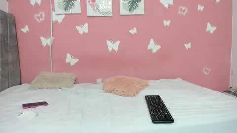 lelany_evans online show from February 4, 2026, 3:12 am