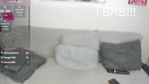 Snapshot of lele_699 chatting on August 1, 2026, 2:00 am lele_699 online show from August 1, 2026, 2:00 am