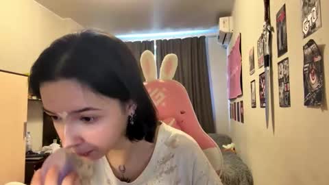 Snapshot of lenagoode chatting on March 19, 2026, 9:35 am Kate online show from March 19, 2026, 9:35 am