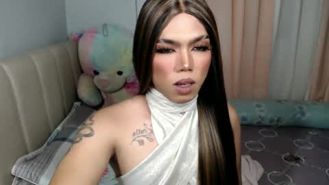 lena online show from February 24, 2025, 6:58 pm