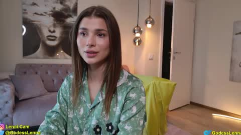 Snapshot of lenna_godess chatting on May 12, 2026, 5:04 am Lenna Goddess online show from May 12, 2026, 5:04 am