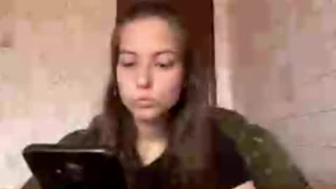 Snapshot of lenniepennachio chatting on June 4, 2026, 3:29 pm Hellomy name is Natalyits my first day here nice to meet you Give me 50 thumbs ups online show from June 4, 2026, 3:29 pm