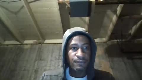 Snapshot of leo199984 chatting on November 11, 2025, 4:01 am leo199984 online show from November 11, 2025, 4:01 am