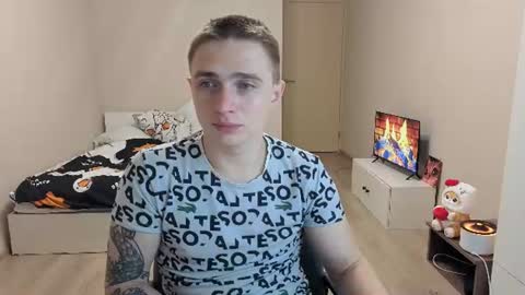Snapshot of leo__miller chatting on July 6, 2026, 7:38 pm LEO online show from July 6, 2026, 7:38 pm