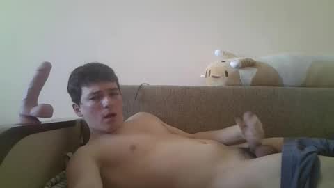 leo_cutie online show from March 7, 2026, 9:06 am