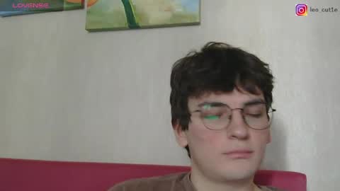 Snapshot of leo_cutie chatting on May 16, 2026, 6:32 am leo_cutie online show from May 16, 2026, 6:32 am