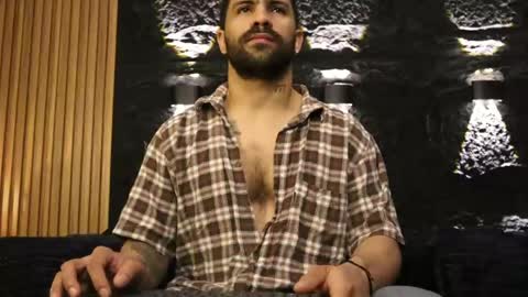 Leo  Diaz online show from April 28, 2026, 1:48 am