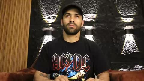 Leo  Diaz online show from May 19, 2026, 1:56 am