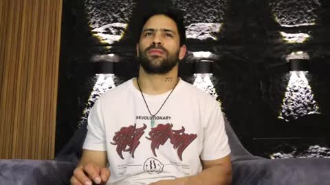 Leo  Diaz online show from May 22, 2026, 12:51 am