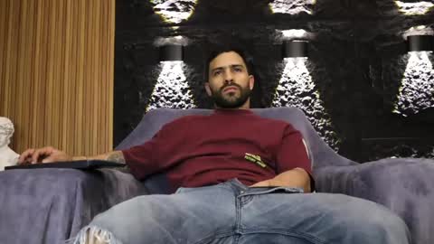 Leo  Diaz online show from May 31, 2026, 12:52 am