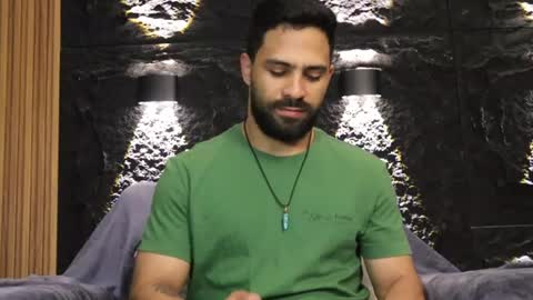 Leo  Diaz online show from July 30, 2026, 11:15 pm