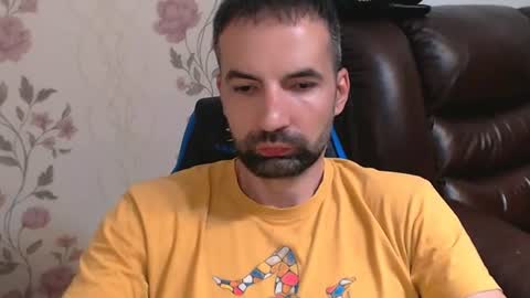 Snapshot of leo_gianni chatting on July 1, 2026, 6:40 pm Leo Gianni online show from July 1, 2026, 6:40 pm