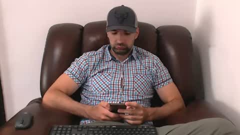 Snapshot of leo_gianni chatting on July 25, 2026, 11:19 am Leo Gianni online show from July 25, 2026, 11:19 am