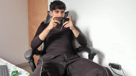 Leo Jones online show from September 30, 2025, 6:24 pm