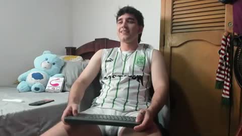 Leo Jones online show from June 21, 2026, 11:29 pm