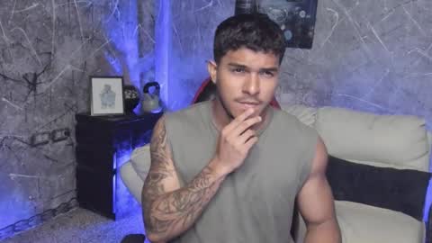 Snapshot of leo_taro chatting on October 10, 2025, 2:54 am Leo independent model online show from October 10, 2025, 2:54 am