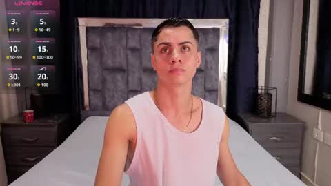 Snapshot of leomonnroe chatting on June 21, 2026, 5:26 pm leomonnroe online show from June 21, 2026, 5:26 pm