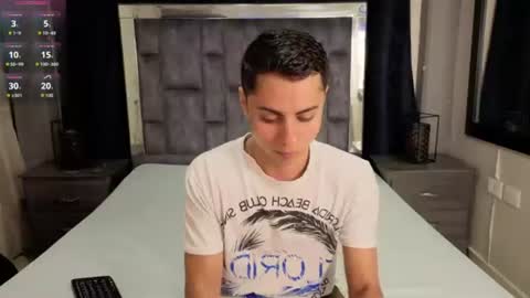 Snapshot of leomonnroe chatting on July 27, 2026, 7:21 pm leomonnroe online show from July 27, 2026, 7:21 pm