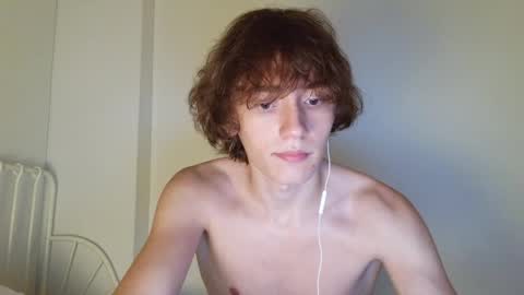 Snapshot of leon_heart666 chatting on April 1, 2026, 9:12 pm Leon online show from April 1, 2026, 9:12 pm