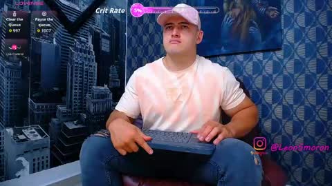 Snapshot of leon_ssmoron chatting on May 16, 2026, 3:58 am Leon Smoron online show from May 16, 2026, 3:58 am
