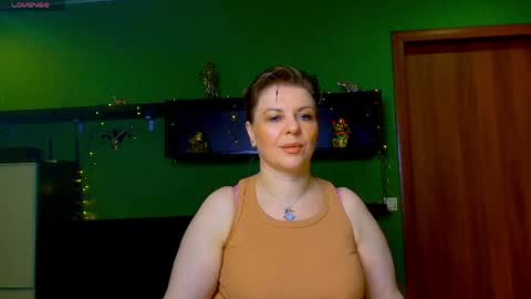 Leona tracie online show from April 3, 2026, 9:29 am