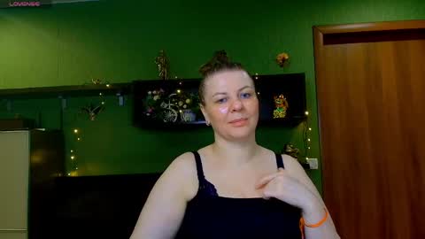 Leona tracie online show from April 4, 2026, 11:08 am