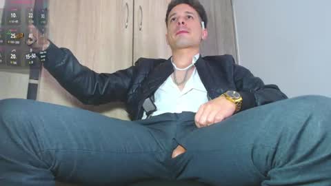 iam leonal online show from July 14, 2026, 4:56 pm