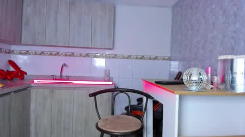 Tom Rider online show from September 10, 2025, 10:43 pm