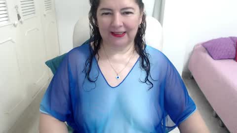 leonela   online show from April 25, 2026, 12:46 am