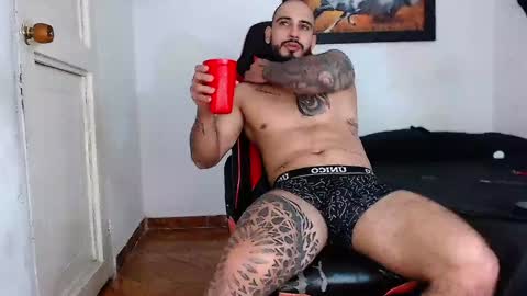 Snapshot of leonidas_k18 chatting on December 21, 2024, 5:36 am ANDRES online show from December 21, 2024, 5:36 am