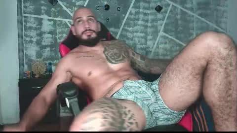 Snapshot of leonidas_k18 chatting on November 12, 2025, 3:51 am ANDRES online show from November 12, 2025, 3:51 am