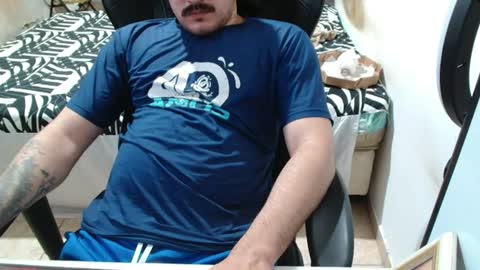 Snapshot of leonino231 chatting on June 20, 2026, 7:05 pm leonino231 online show from June 20, 2026, 7:05 pm