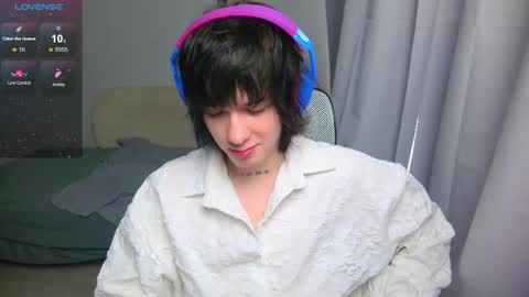 leonkissboy online show from April 30, 2026, 2:18 am