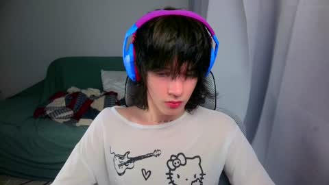 Snapshot of leonkissboy chatting on June 29, 2026, 8:53 pm leonkissboy online show from June 29, 2026, 8:53 pm