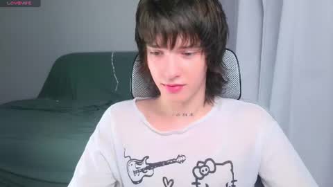 Snapshot of leonkissboy chatting on July 8, 2026, 2:38 am leonkissboy online show from July 8, 2026, 2:38 am