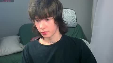 Snapshot of leonkissboy chatting on July 28, 2026, 3:43 pm leonkissboy online show from July 28, 2026, 3:43 pm
