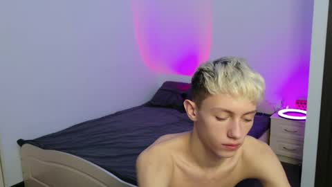 leonlure online show from December 4, 2025, 8:17 pm