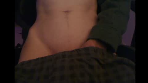 Snapshot of leonmx93 chatting on May 16, 2026, 6:07 pm leonmx online show from May 16, 2026, 6:07 pm