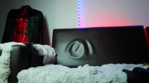 Lenardo jaramillo online show from December 11, 2024, 12:12 pm