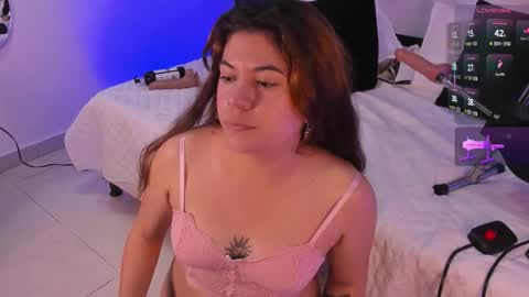 leonora_belmont online show from March 11, 2026, 6:25 pm