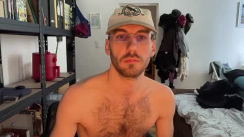 Leon online show from January 13, 2026, 12:32 pm