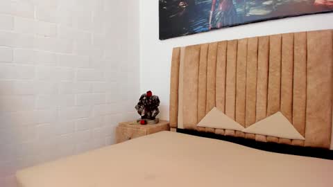 Snapshot of leoo_miller chatting on November 23, 2025, 4:45 am Leo online show from November 23, 2025, 4:45 am